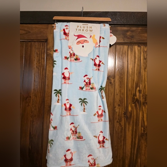 Tropical Santa Blanket-NWT - Picture 1 of 4
